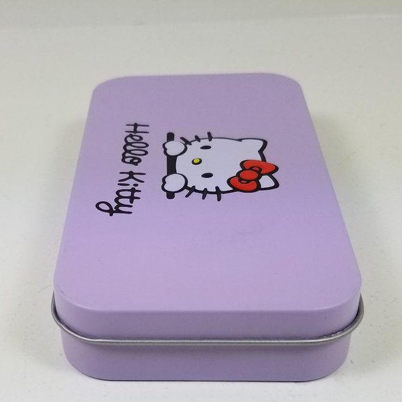 Hello Kitty Girls Brush make up set with purple tin - Picture 8 of 10